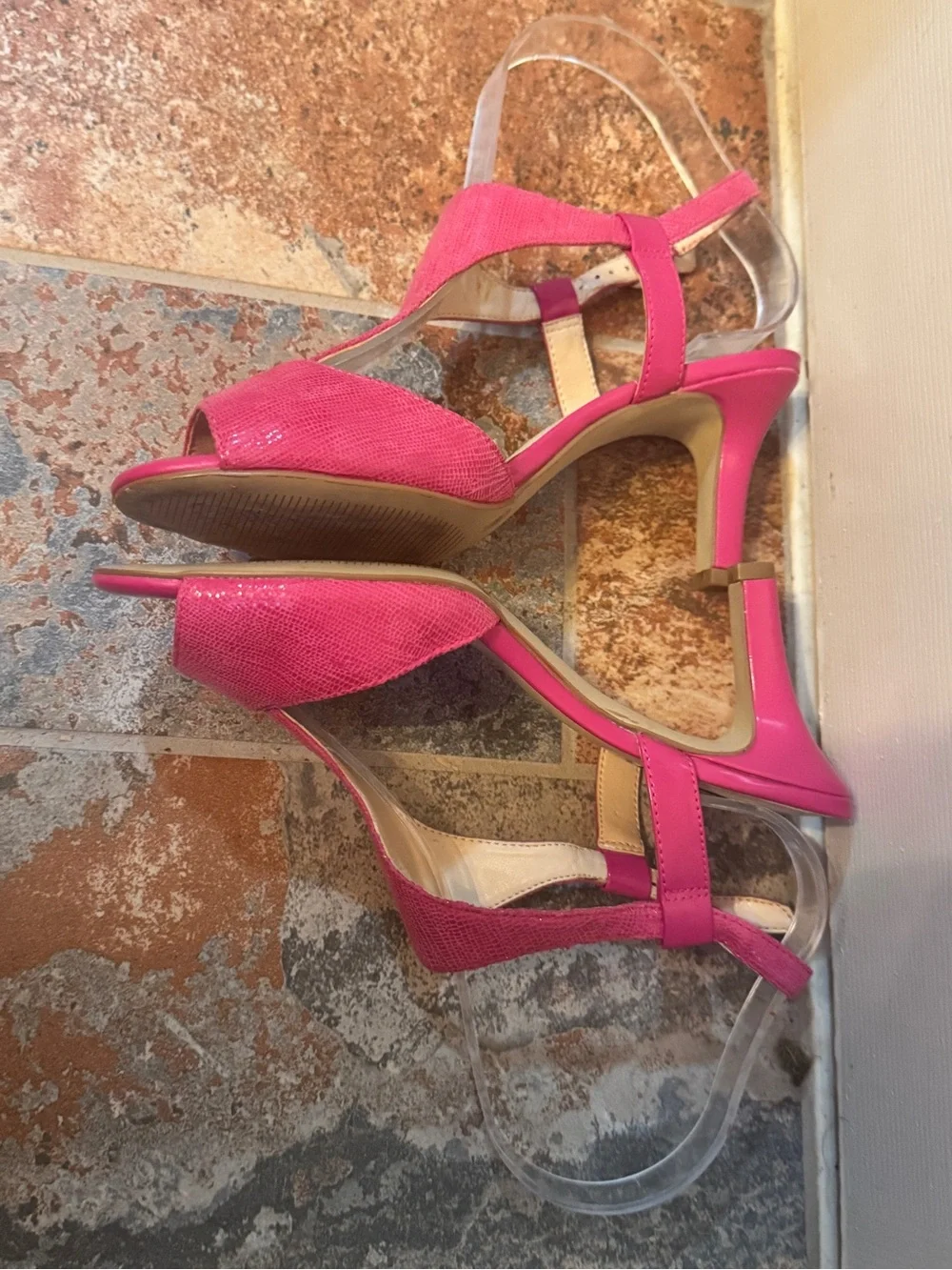 Gorgeous Alex Marie Hot Pink T-Strap Open-Toe Textured Heels!